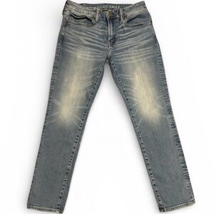 American Eagle AirFlex Slim Fit Jeans Light Wash 31x30 Modern Utility Minimalist